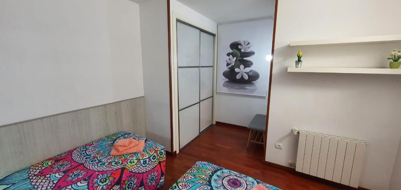 Apartamento Vilallonga Figueres  Exterior photo
